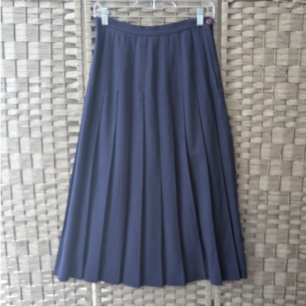 Vtg Pleated Midi Skirt Navy Blue ILGWU USA Sz 10 Modest Dark Academia Timeless
